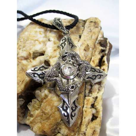 CRUZ DE SERPIENTES