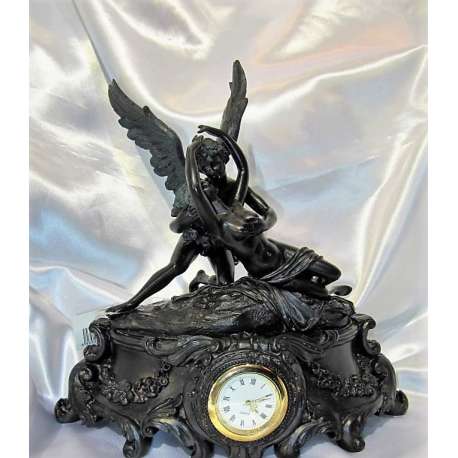 EL BESO DE EROS Y PSIQUE RELOJ