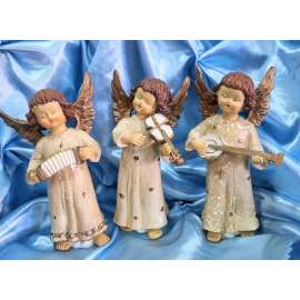 TRES ÁNGELES MUSICALES