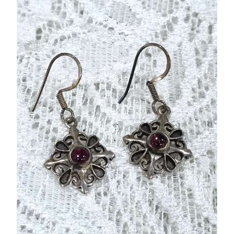 PENDIENTES FLOR DEL NORTE DE PLATA 925 Y GRANATE