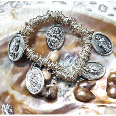 PULSERA CRISTIANA DE MEDALLAS DE VIRGENES Y SANTOS