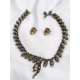 JUEGO DE COLLAR Y PENDIENTES CON CABEZAS DE LEOPARDO