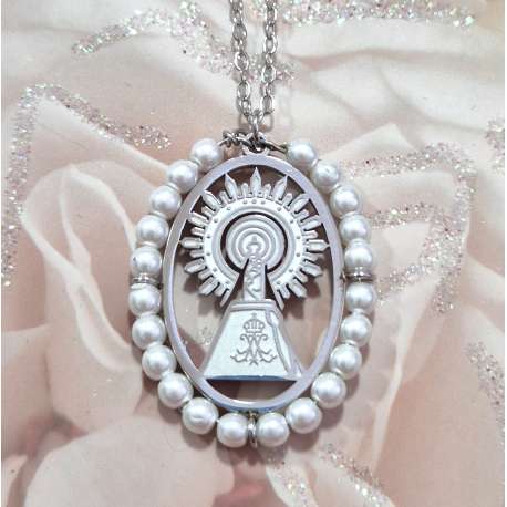 VIRGEN DEL PILAR CON PERLAS BLANCAS
