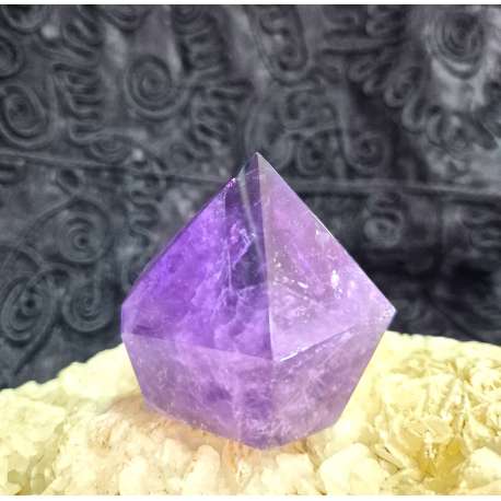 PUNTA GRANDE DE AMATISTA