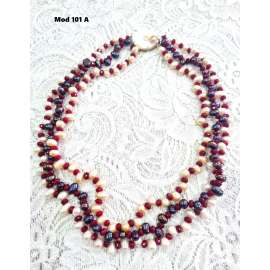 COLLAR DE TRES CAPAS DE PERLAS 