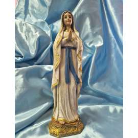 NUESTRA SEÑORA DE LOURDES