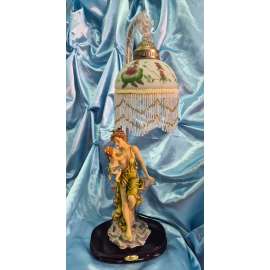 LAMPARA CON FIGURA DE MADRE CON BEBÉ